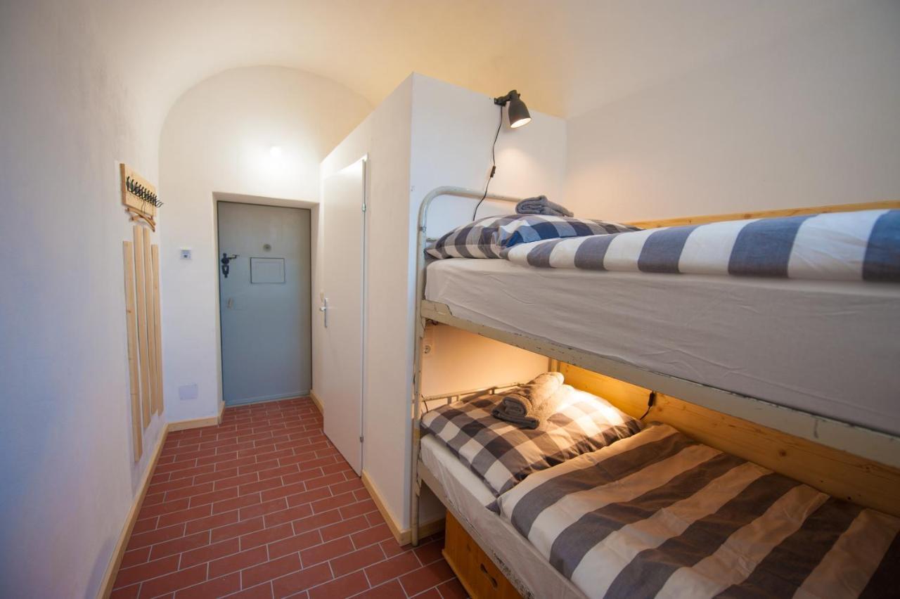 Stadthotel - Das Alte Gefaengnis Braunau am Inn Extérieur photo