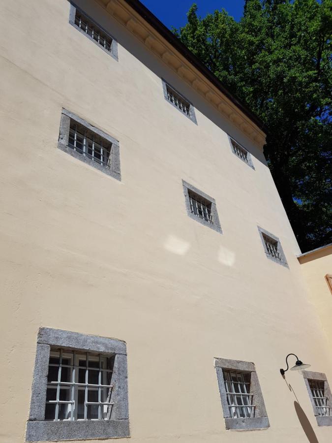 Stadthotel - Das Alte Gefaengnis Braunau am Inn Extérieur photo