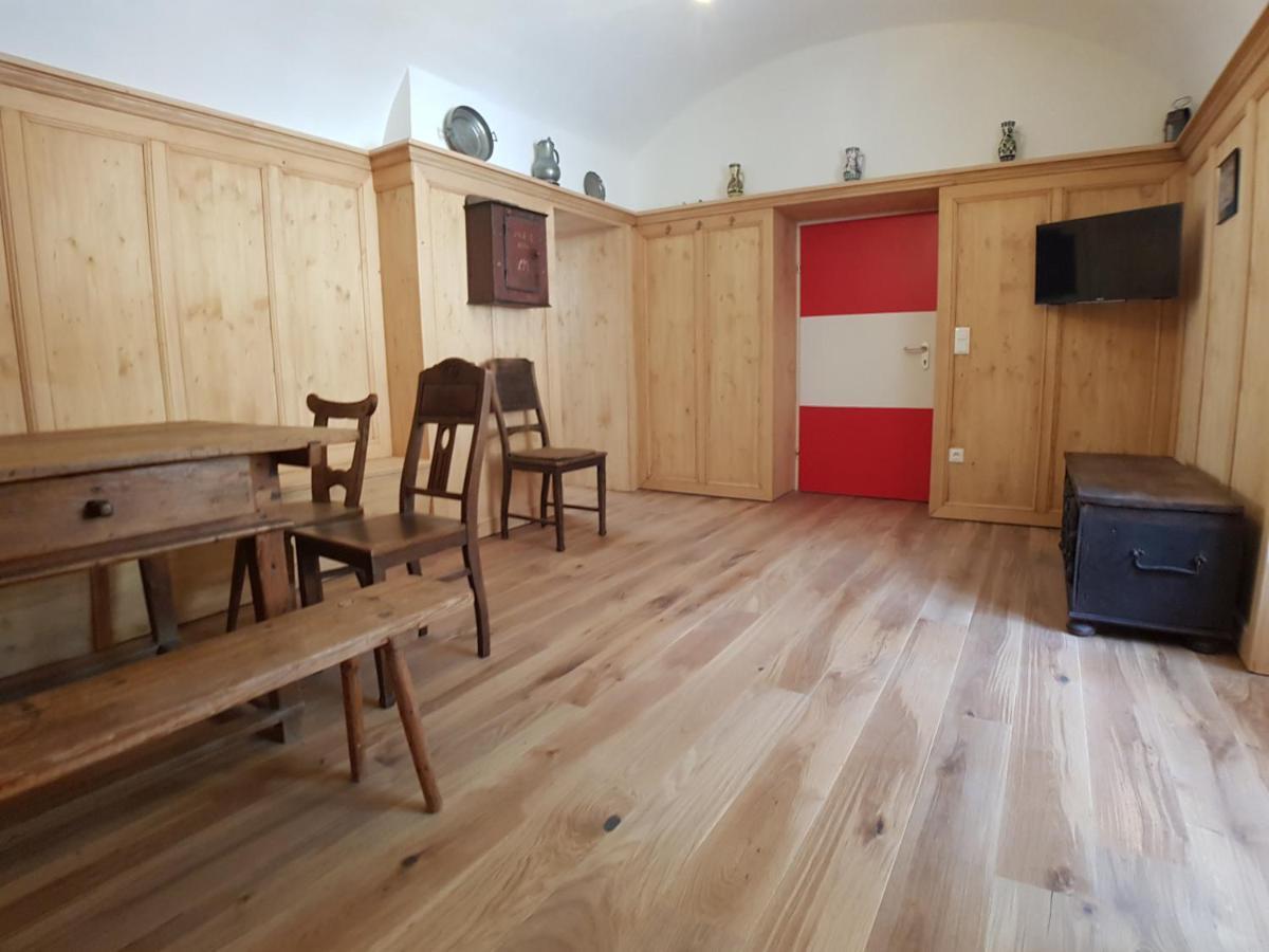Stadthotel - Das Alte Gefaengnis Braunau am Inn Extérieur photo