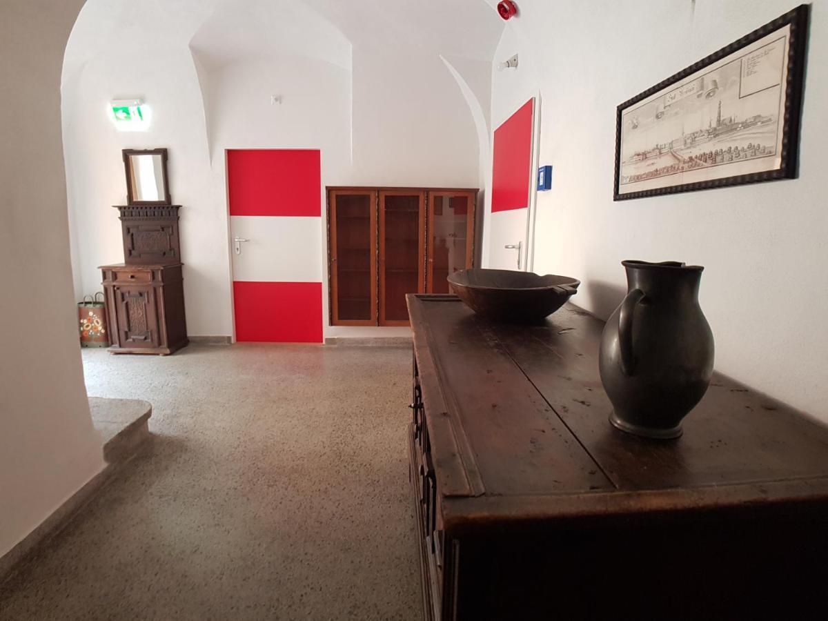 Stadthotel - Das Alte Gefaengnis Braunau am Inn Extérieur photo