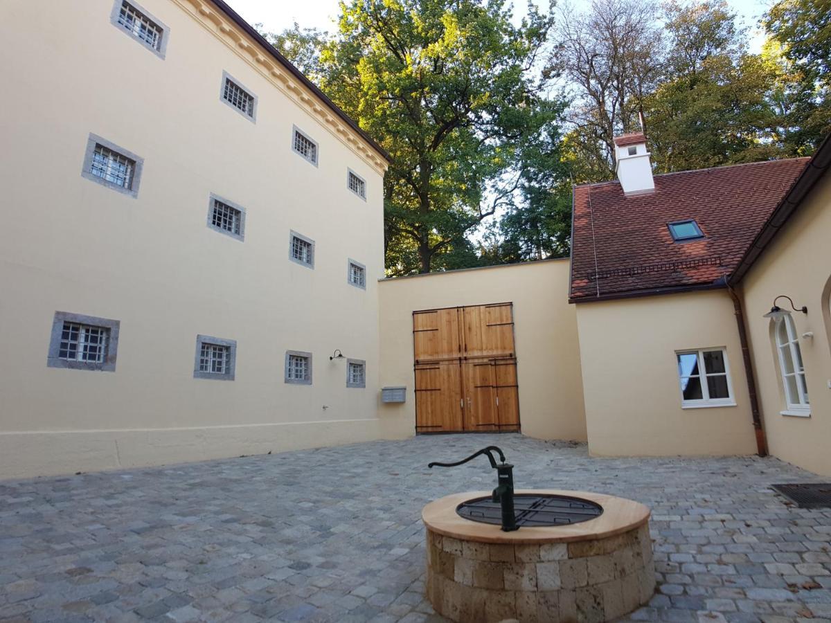 Stadthotel - Das Alte Gefaengnis Braunau am Inn Extérieur photo